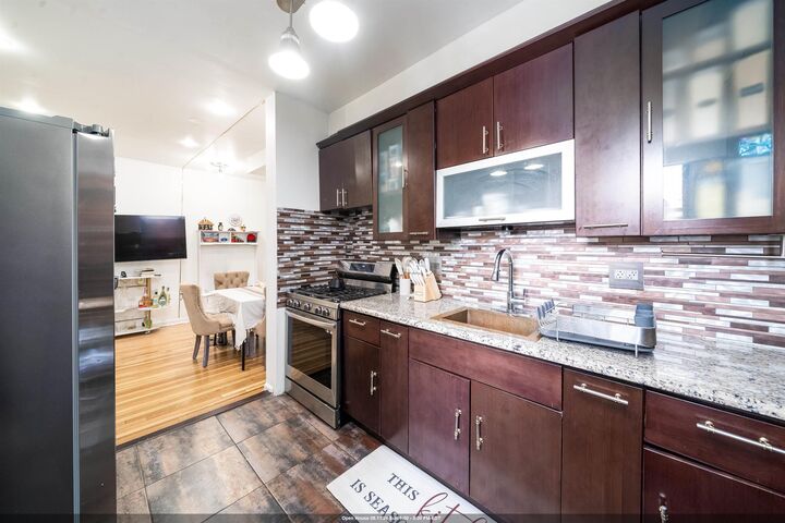 260 Harrison Ave 306  Jc, Journal Square NJ 07304-1731 photo