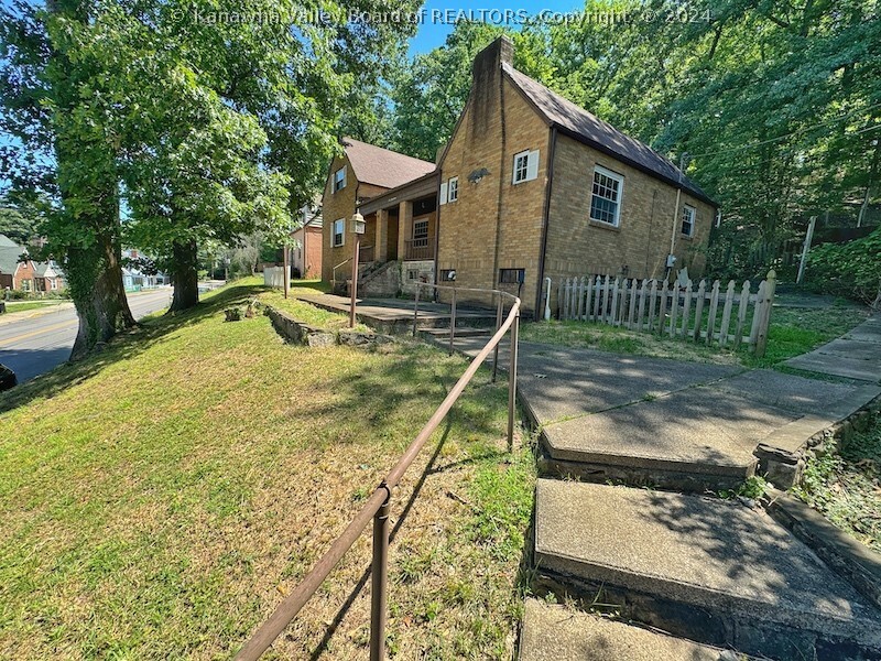 Property Photo:  617 Montrose Drive  WV 25303 