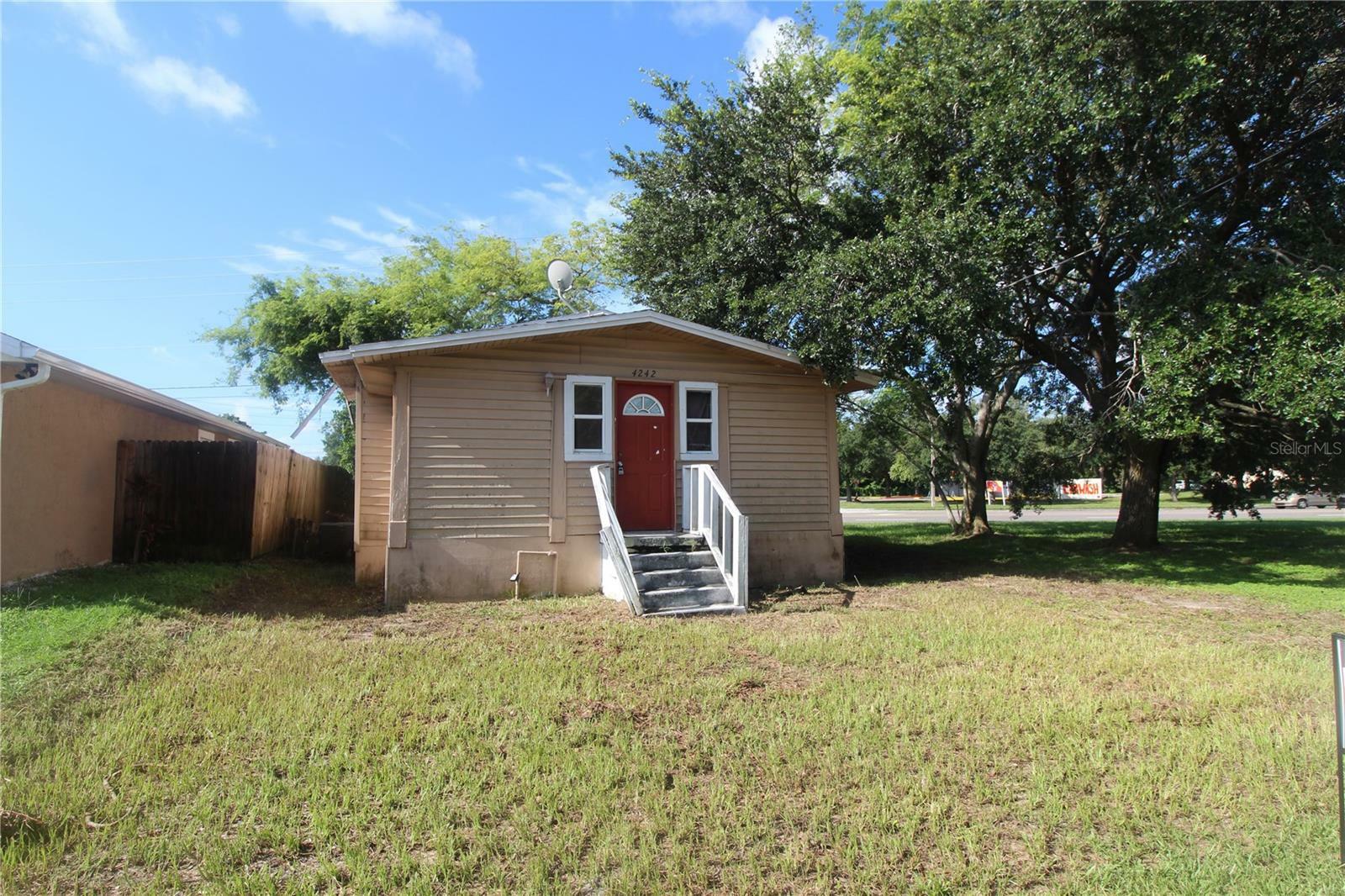 Property Photo:  4242 Raleigh Street  FL 32811 