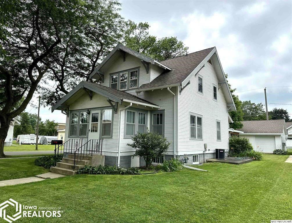 Property Photo:  200 11th Street  IA 50459 