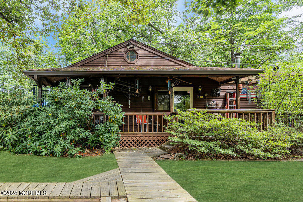 Property Photo: 908 Hyson Road NJ 08527
