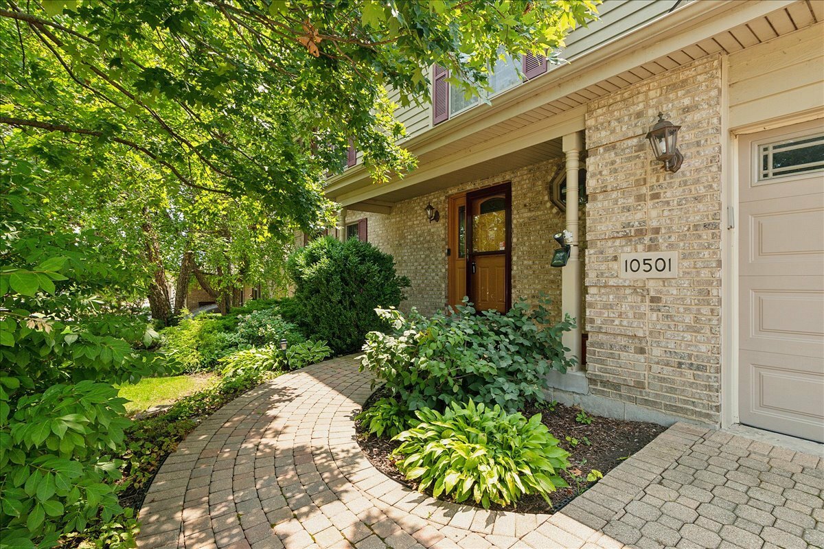 Property Photo:  10501 Bloomfield Drive  IL 60464 