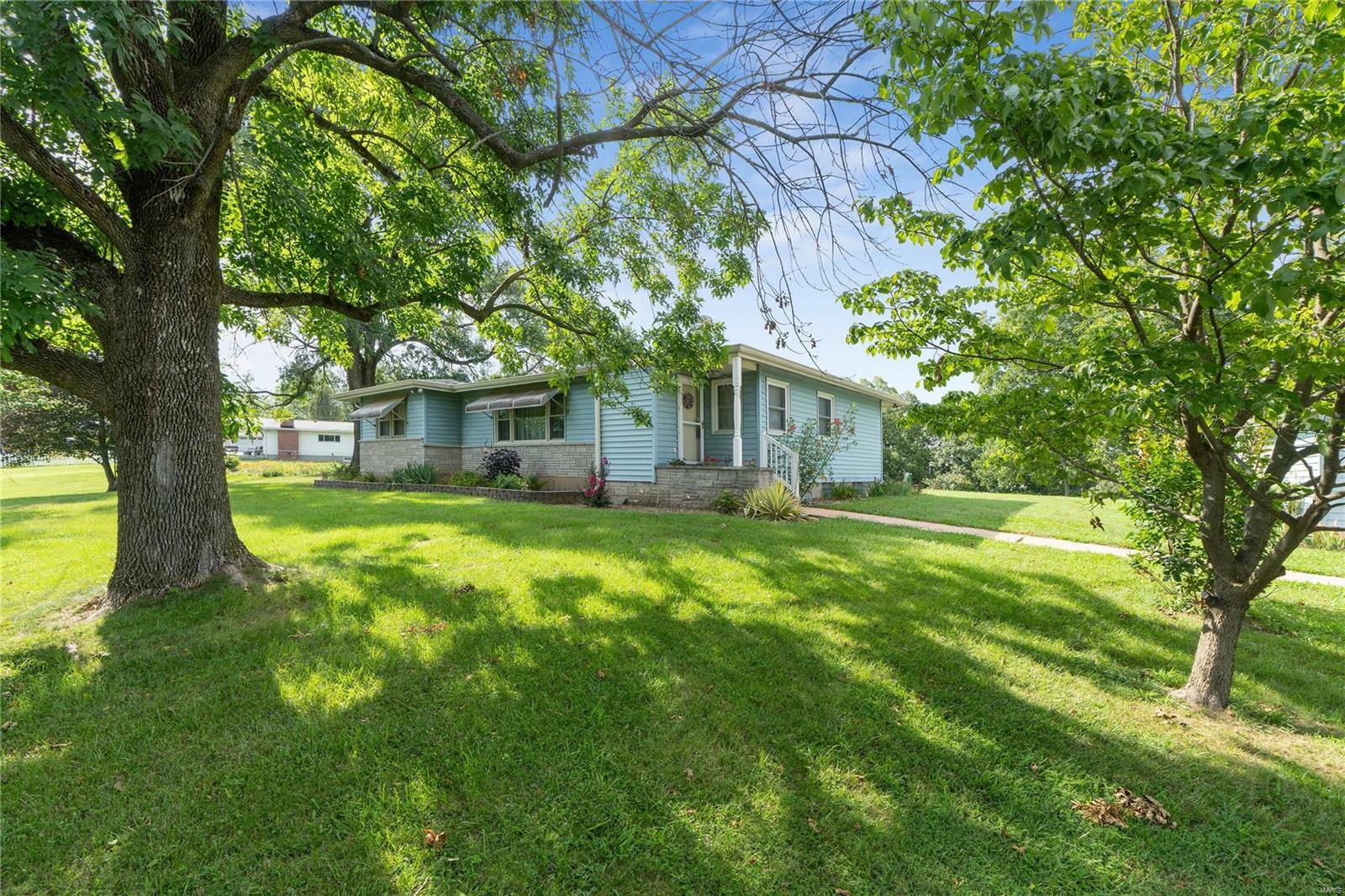 Property Photo:  2349 Elm Drive  MO 63010 