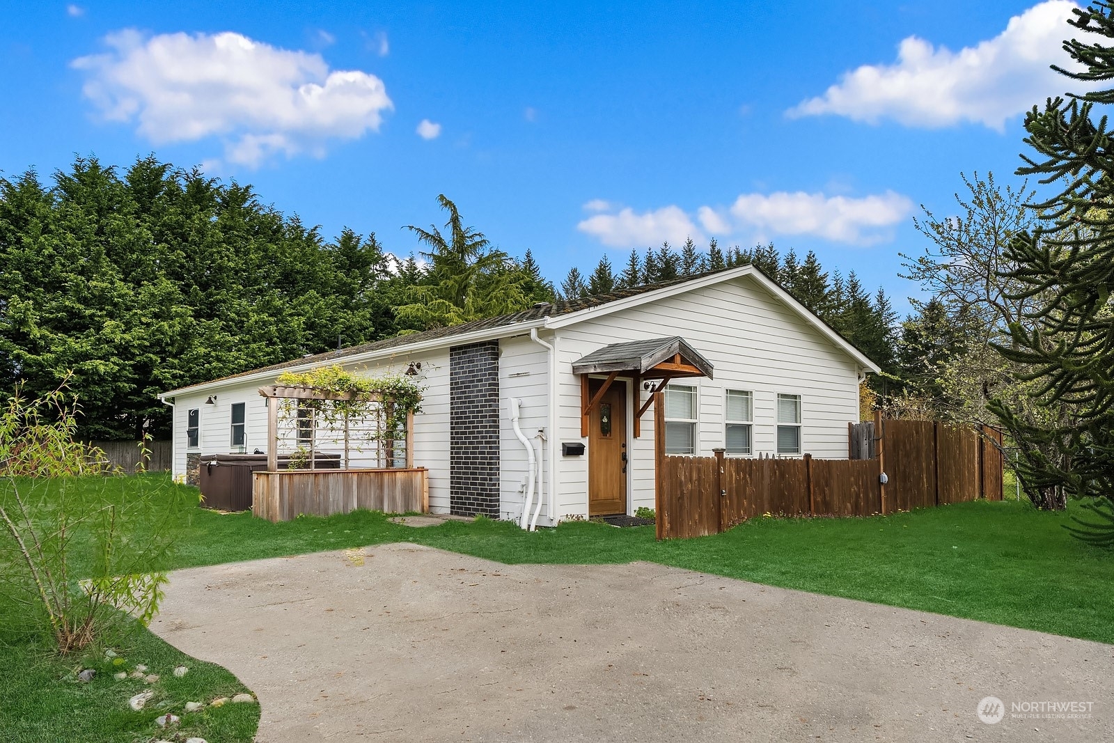 Property Photo:  24800 NE 8th Street  WA 98074 