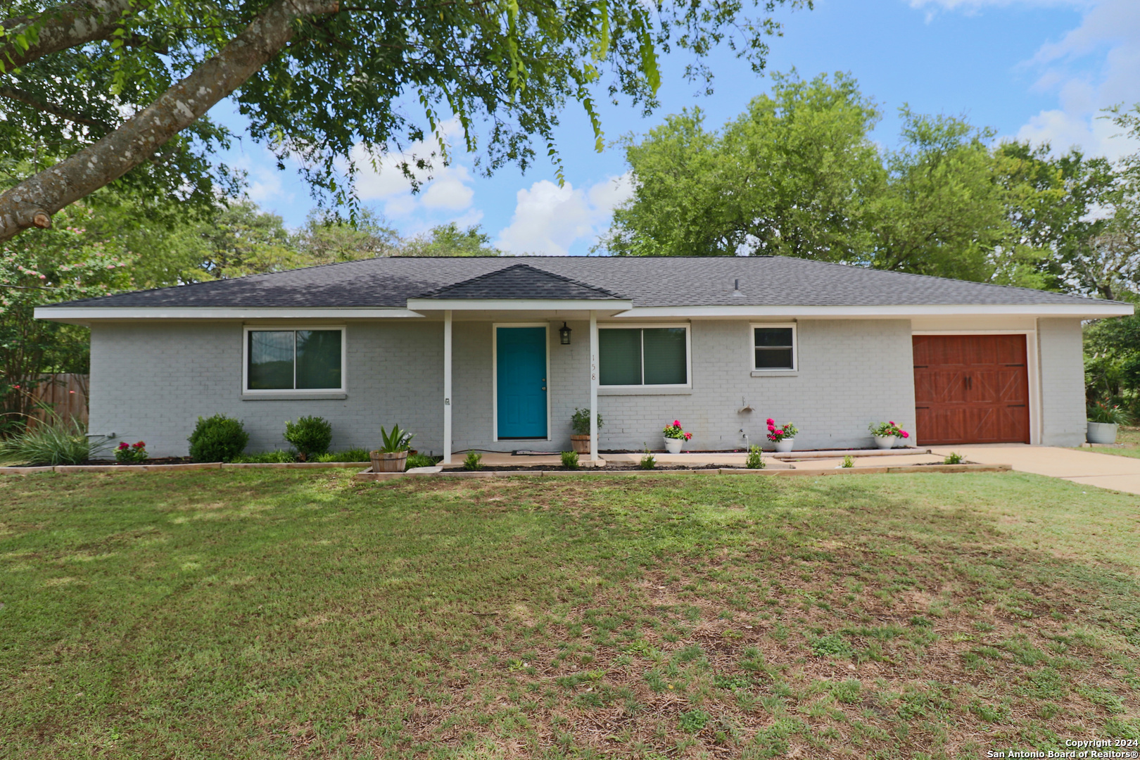 Property Photo:  158 Forest Circle  TX 78028 