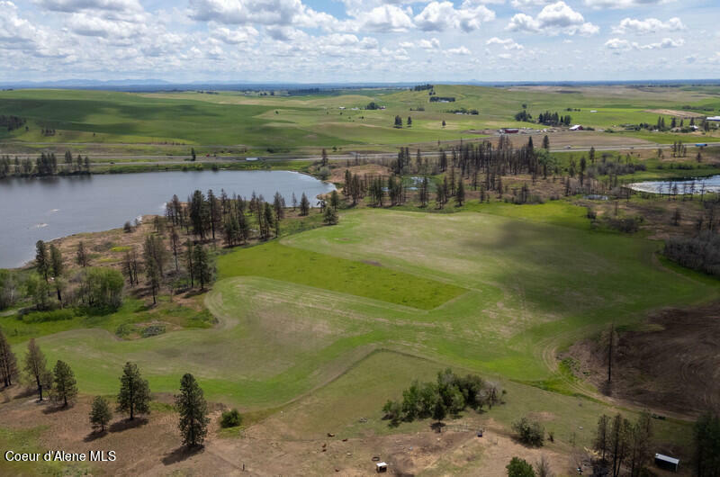 Property Photo:  Nka Duck Pond Lot 8 Ln  WA 99022 