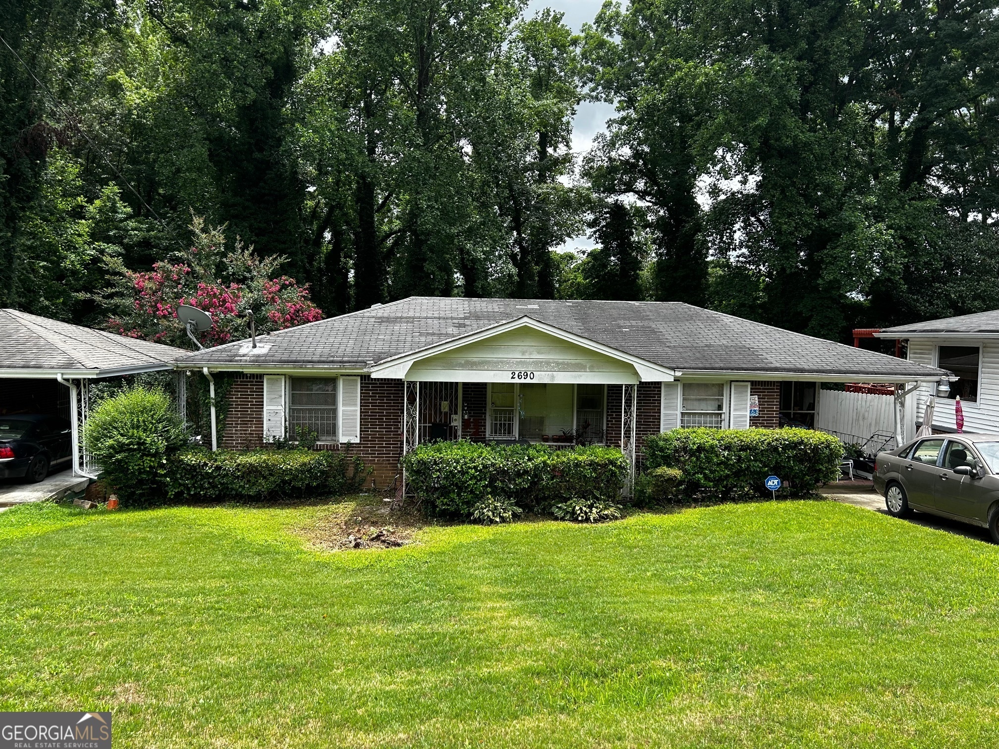 Property Photo:  2690 Lincoln Court NW  GA 30318 