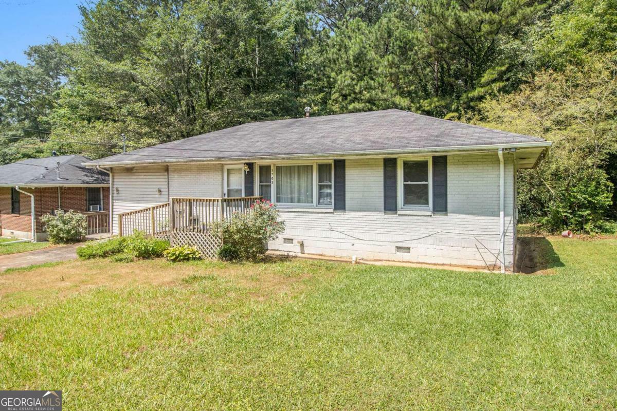 Property Photo:  1703 Derrill Drive  GA 30032 