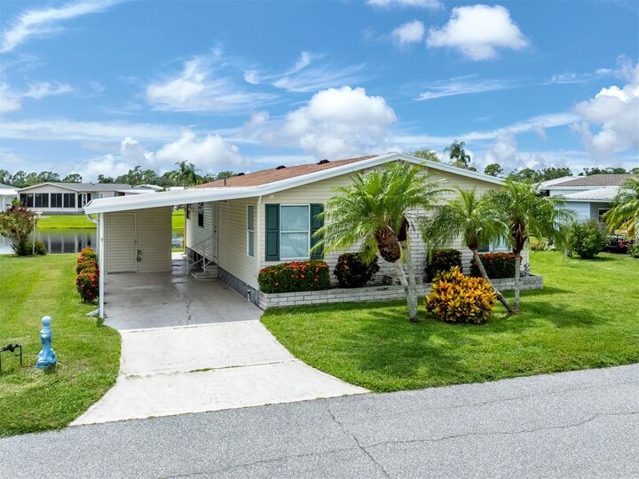 Property Photo:  423 Pirates Point  FL 34287 