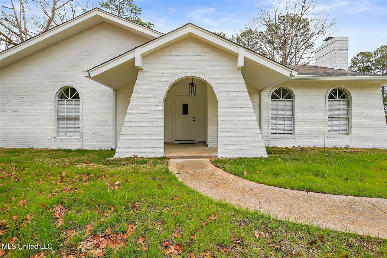 Property Photo:  249 Bay Park Drive  MS 39047 