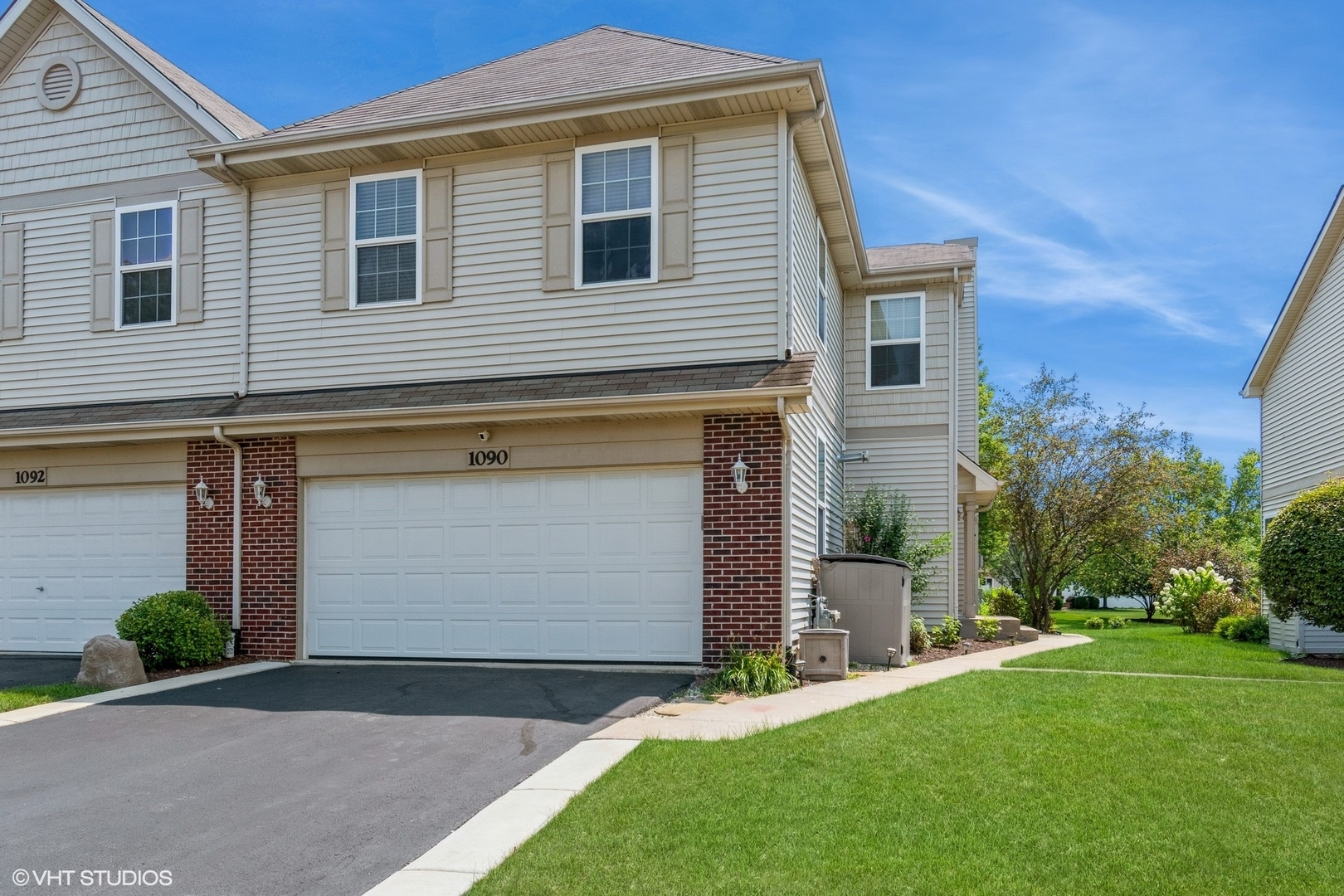 Property Photo:  1090 Birch Lane  IL 60446 