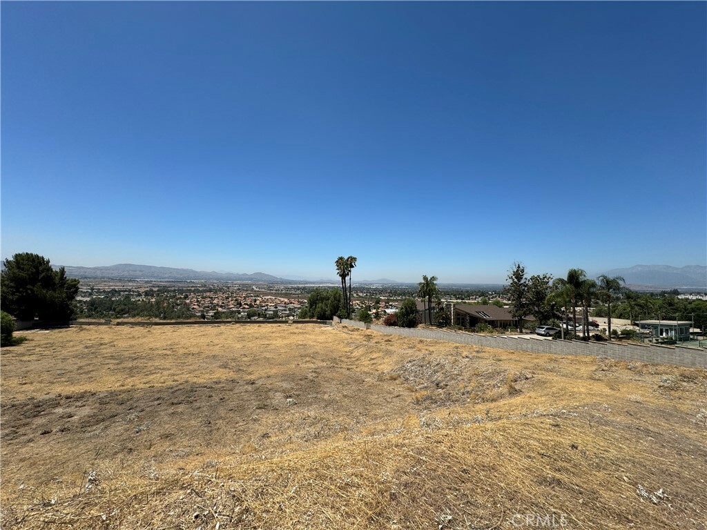 Property Photo:  28585 Highland Avenue  CA 92346 