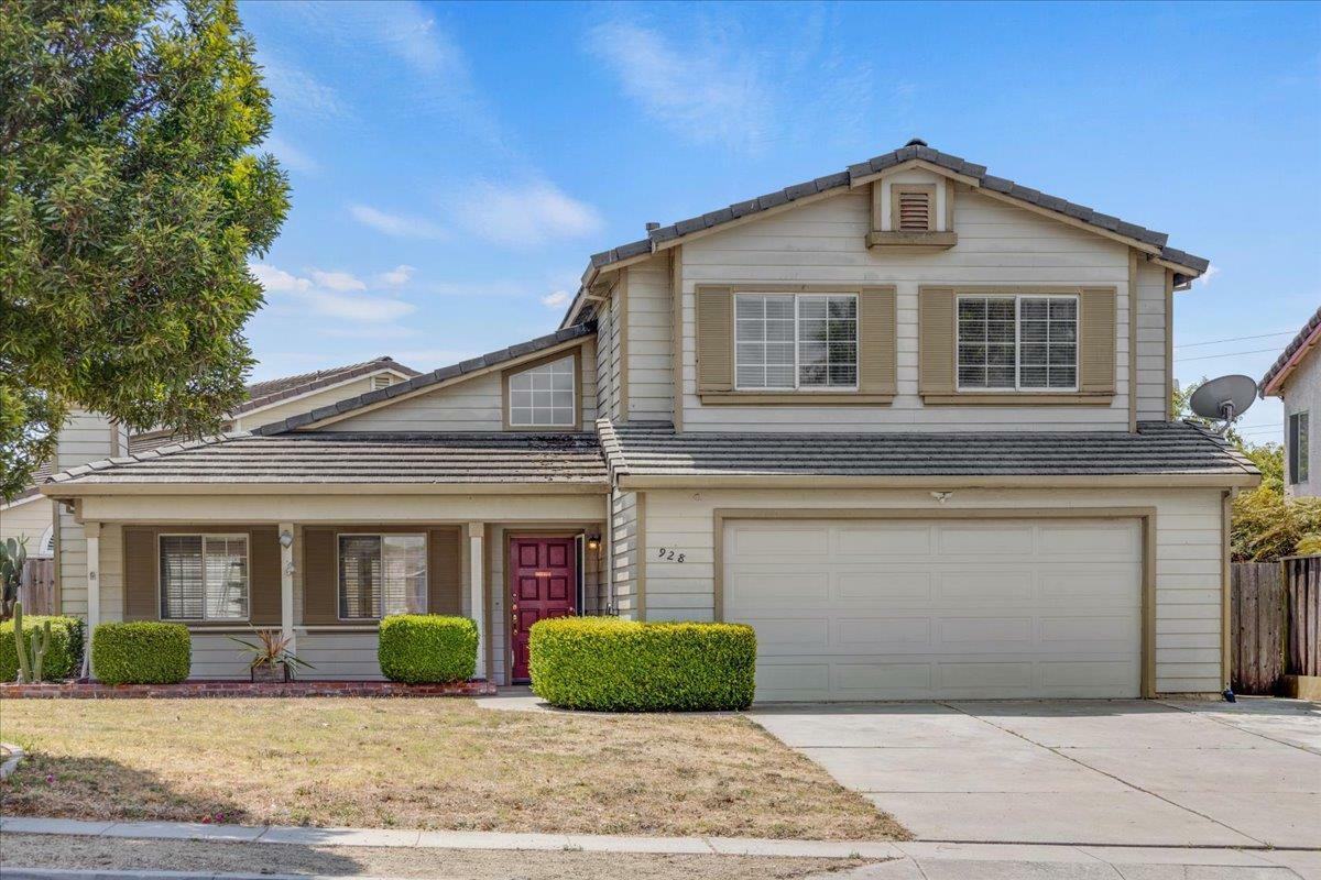 Property Photo:  928 Sloat Drive  CA 93907 