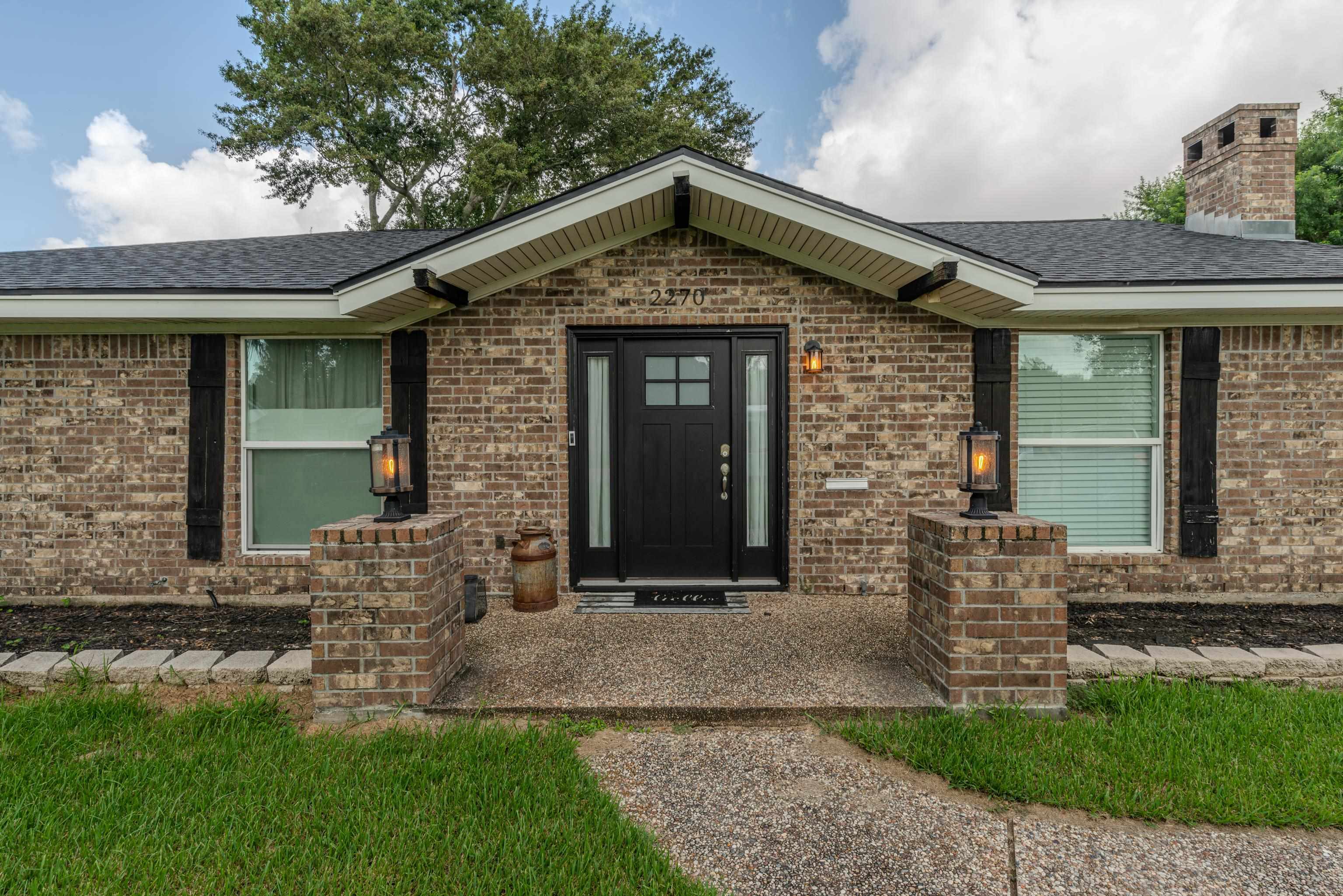 Property Photo:  2270 Earle  TX 77651 