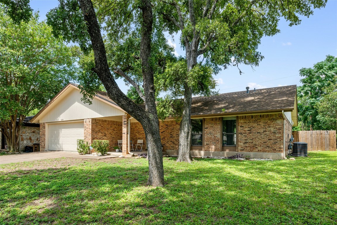 Property Photo:  6204 Morning Dew Drive  TX 78749 