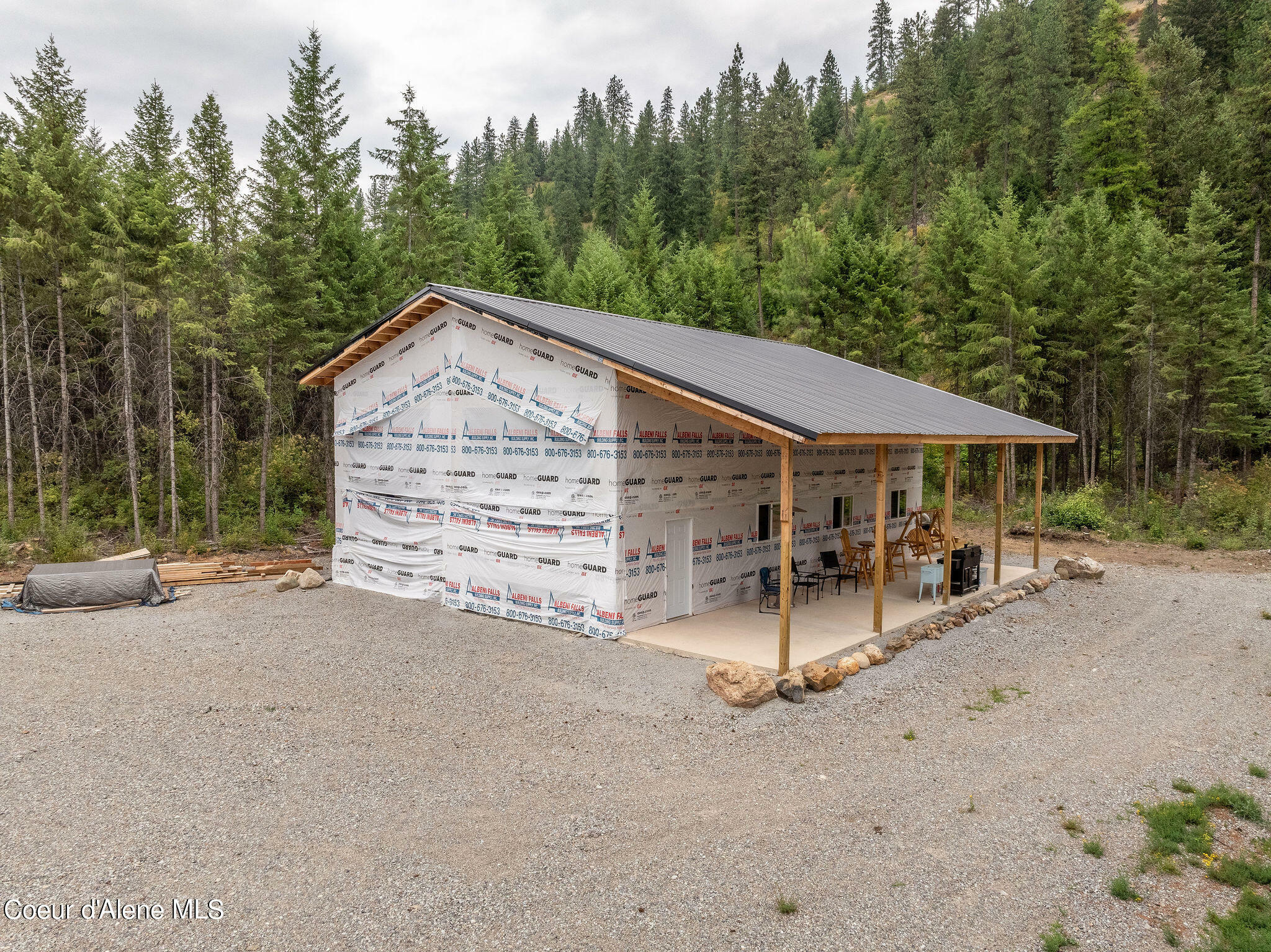 Property Photo:  747 Marshall Lake Rd  WA 99156 