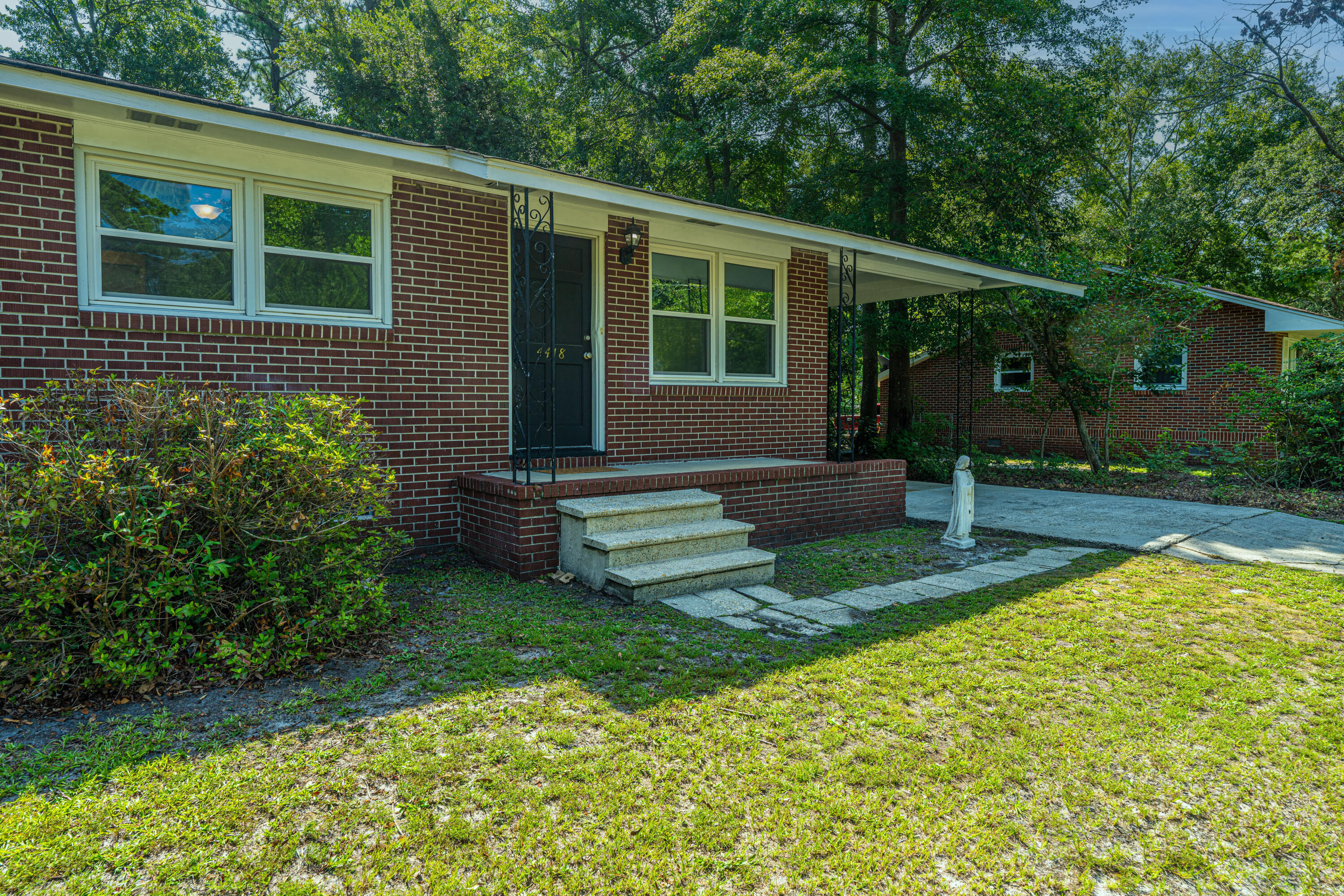 Property Photo: 4418 Cindy Lane SC 29418