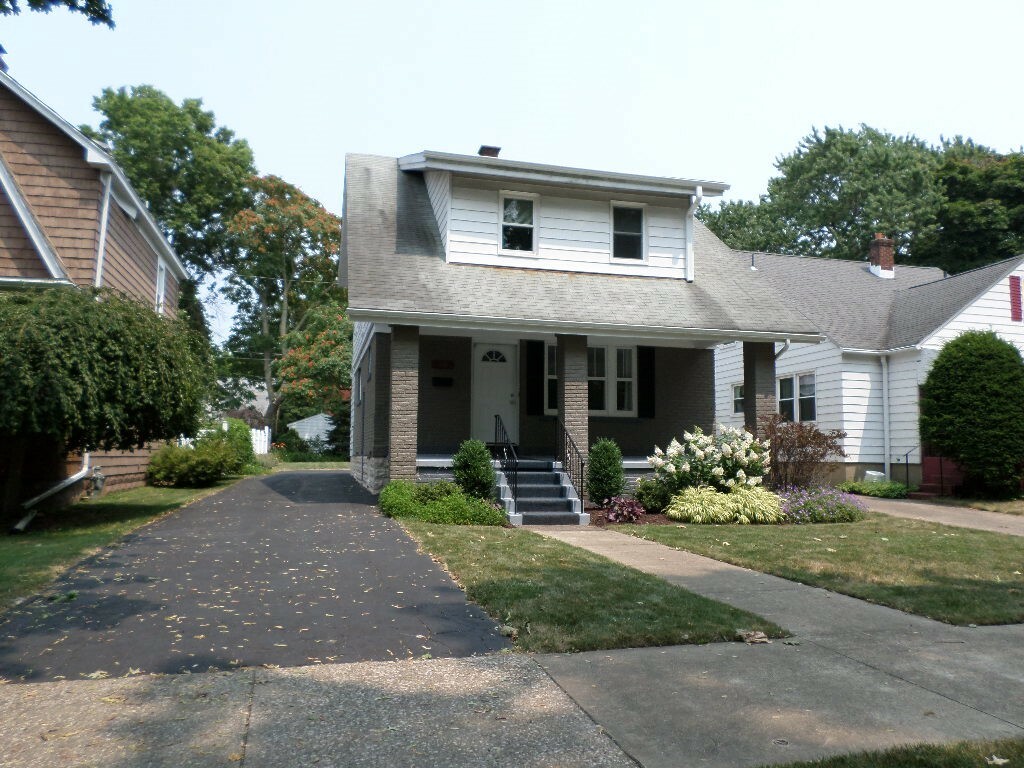 Property Photo:  611 Beverly Drive  PA 16505 