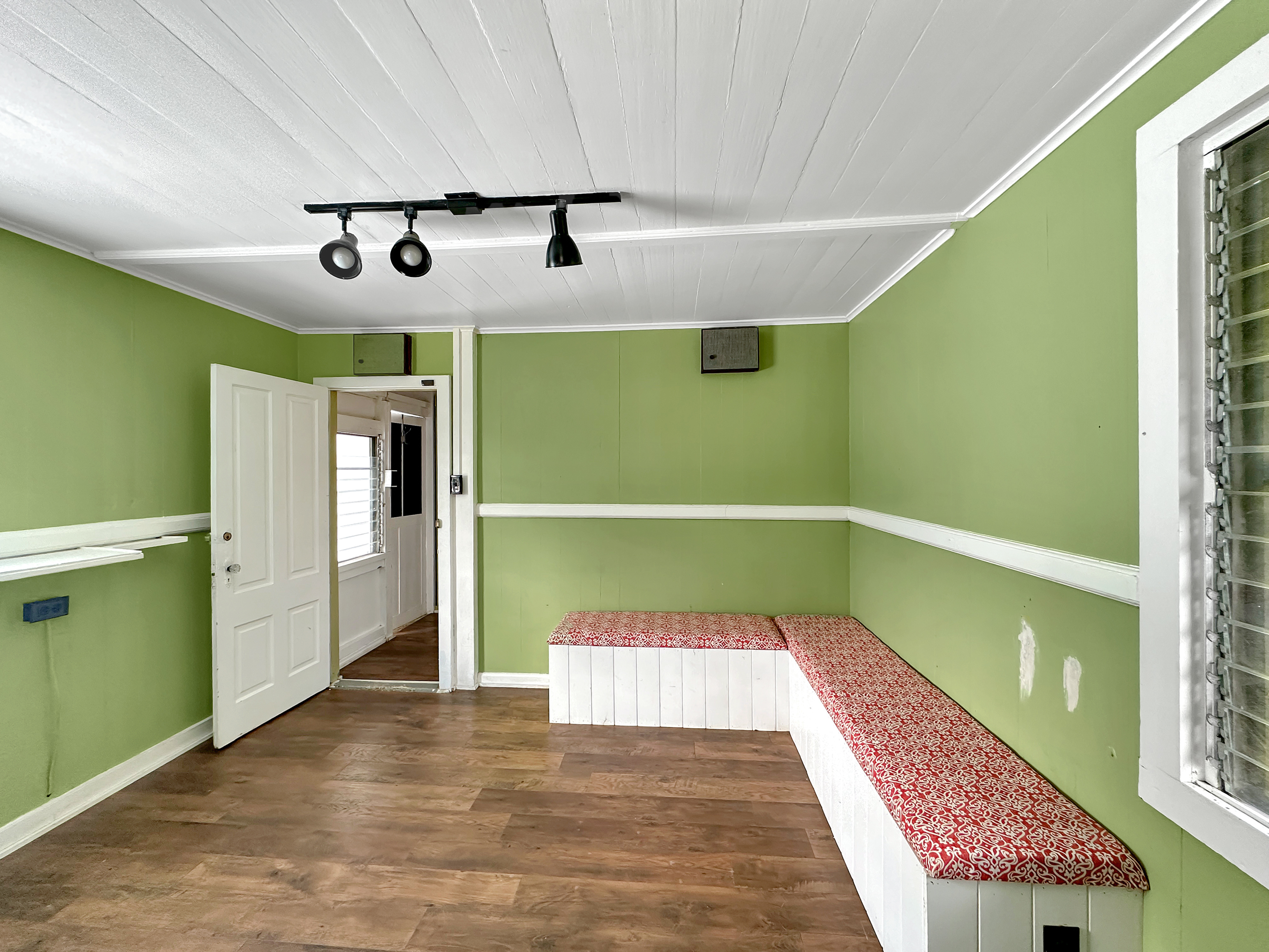 Property Photo:  19-4294 Ainahau Rd  HI 96785 