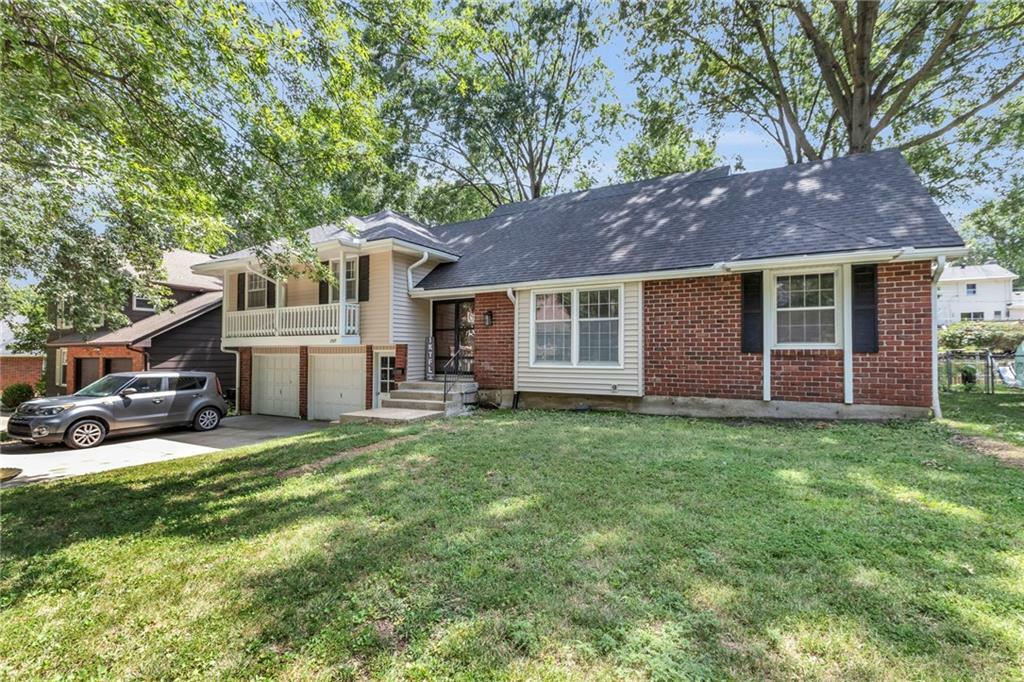 1709 NE 68th Terrace  Kansas City MO 64118 photo