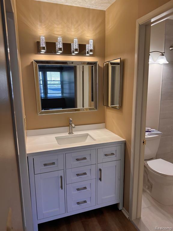Property Photo: 27860 Berrywood Lane 17 MI 48334 4056