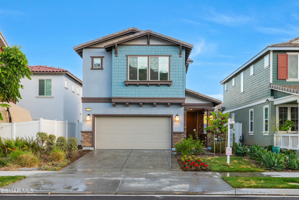 Property Photo:  278 Hydrangea Street  CA 93015 