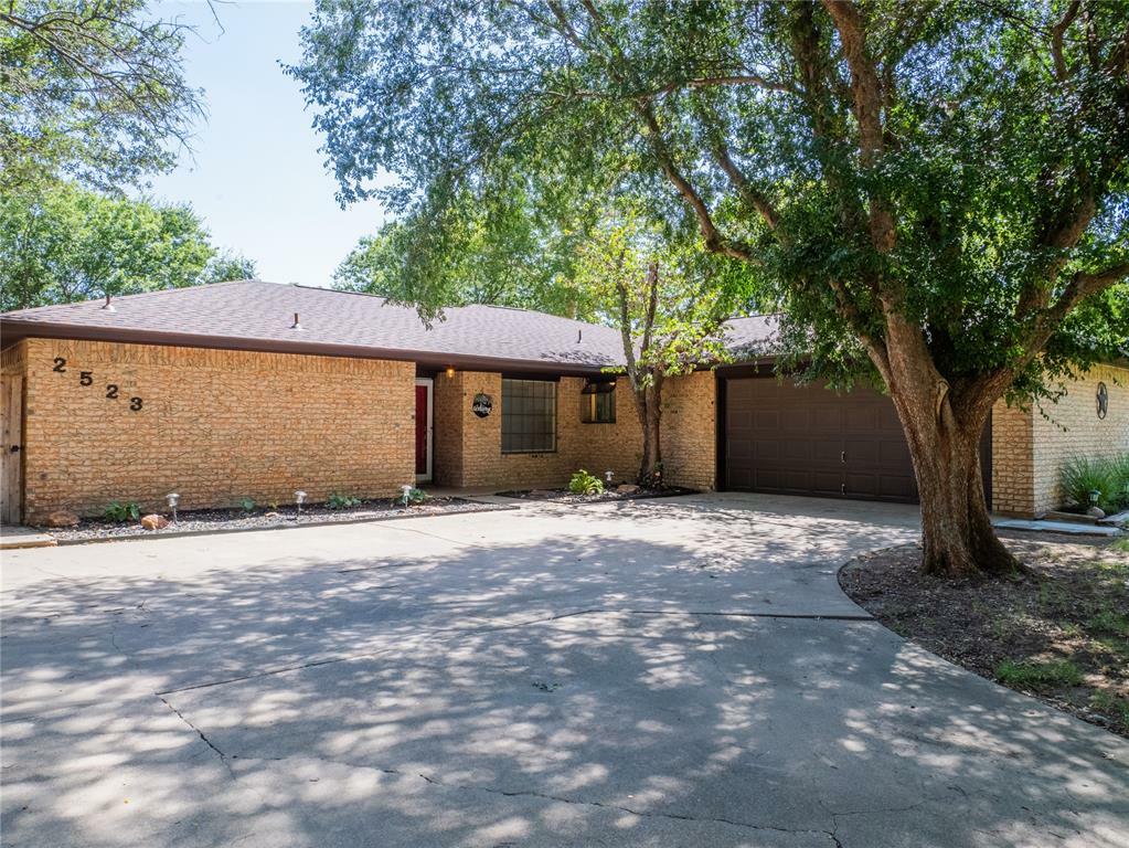 Property Photo:  2523 NE Heritage Creek Drive  OK 73507 