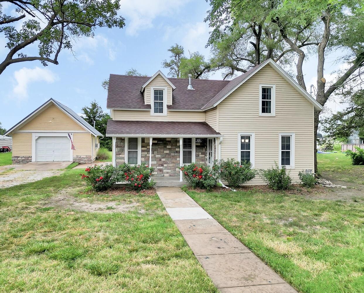 Property Photo:  206 E Main  KS 67053 