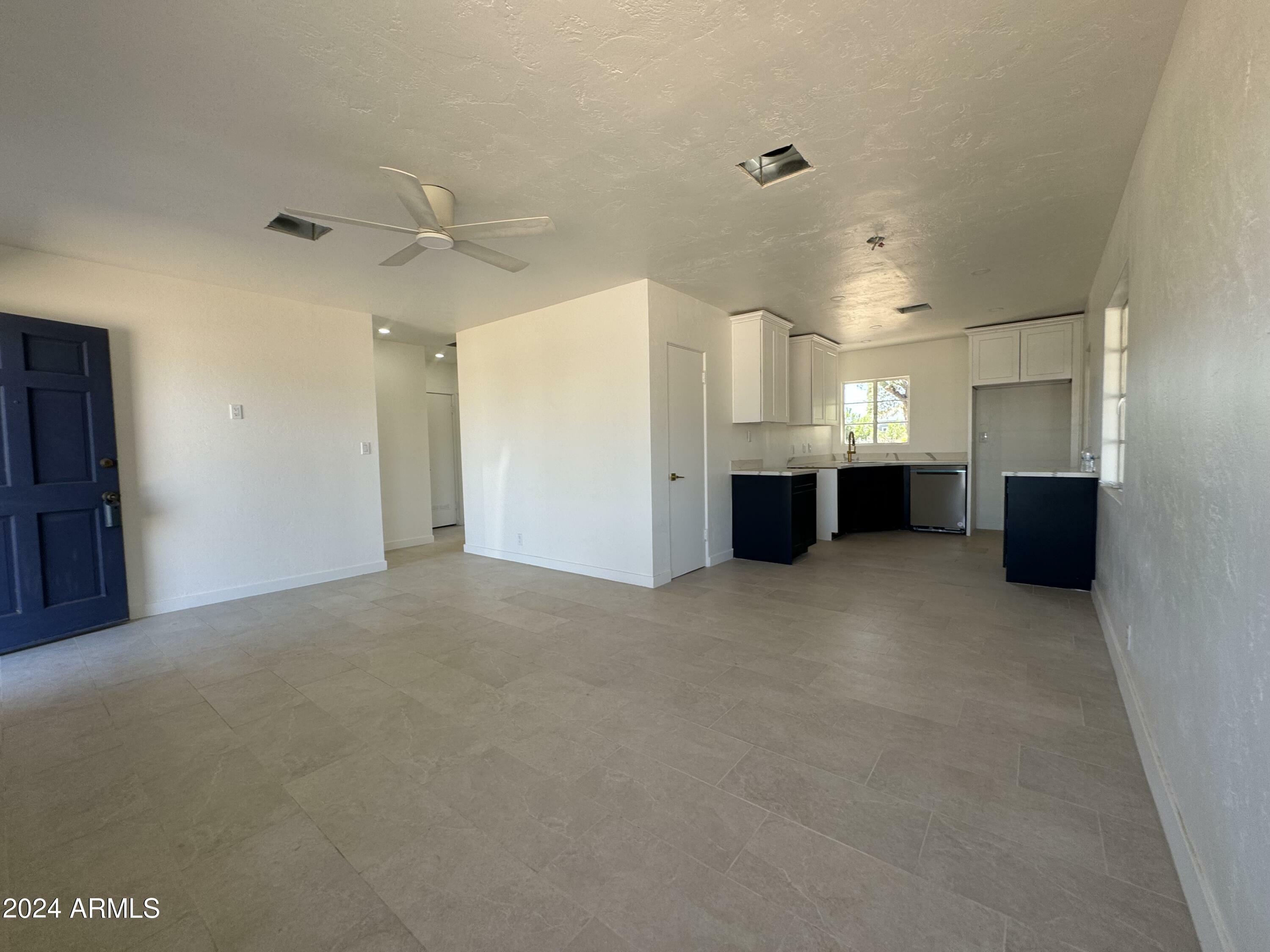 Property Photo:  1825 E Amelia Avenue  AZ 85016 