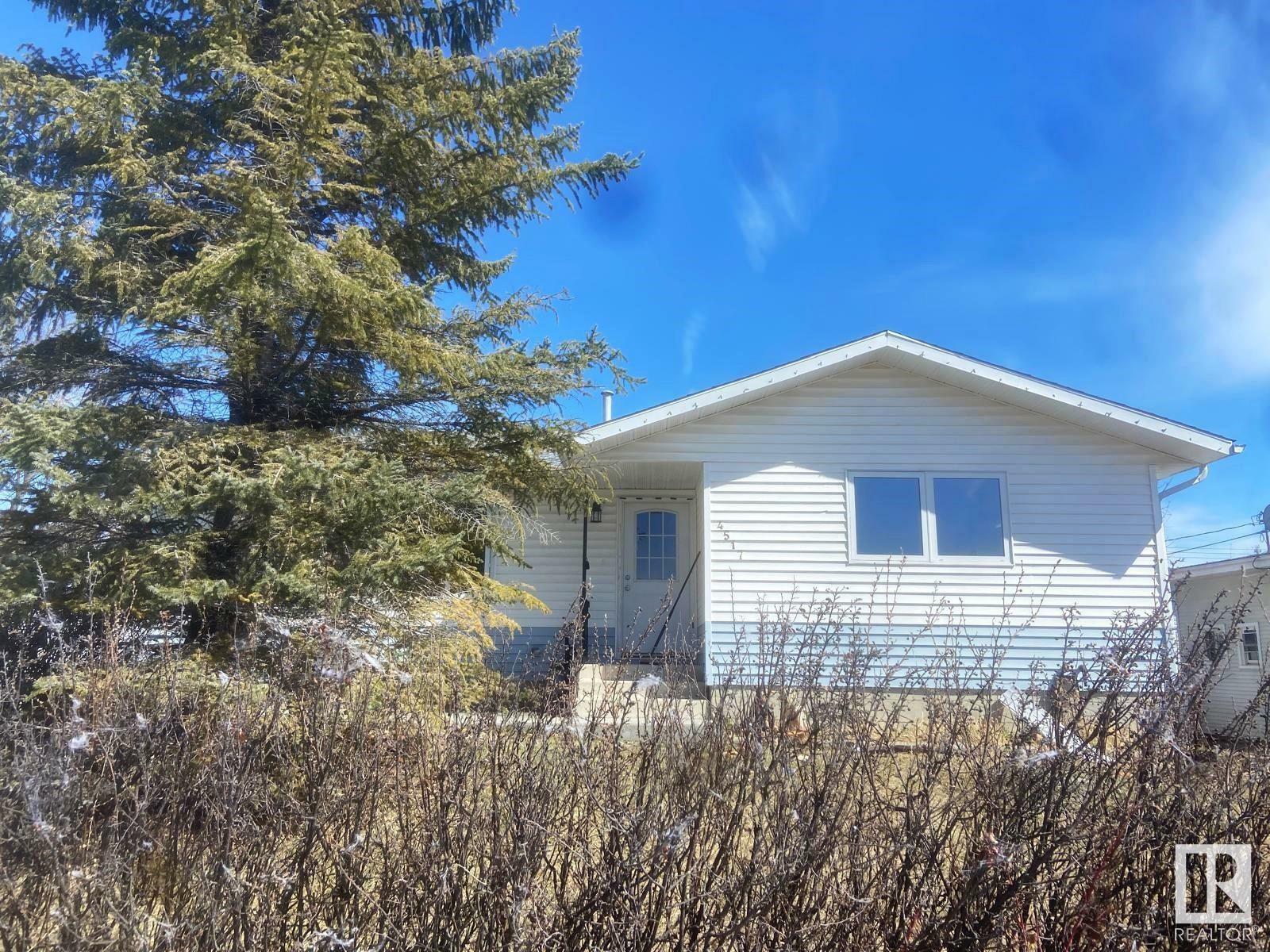 Property Photo:  4517 55 Street  AB T7A 1K2 