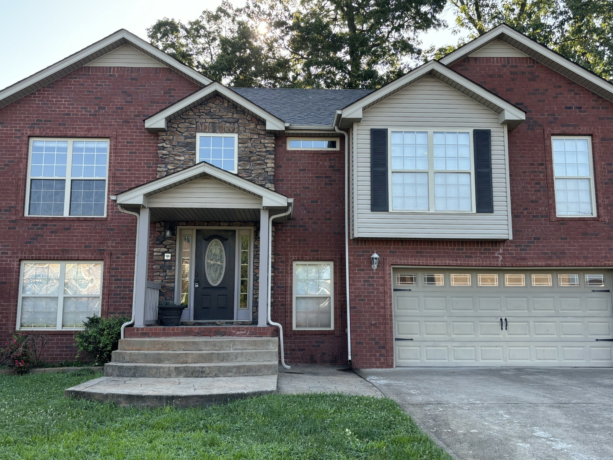 Property Photo:  1752 Apache Way  TN 37042 