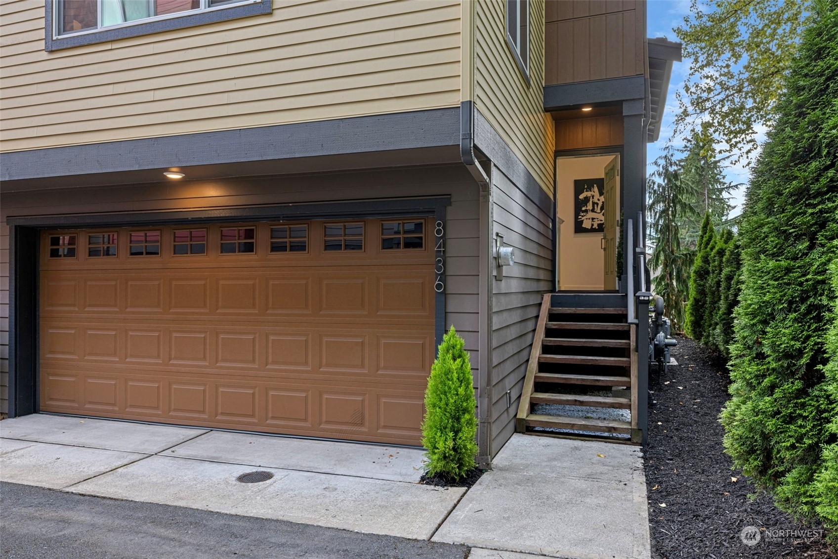 Property Photo:  8436 167th Avenue NE  WA 98052 