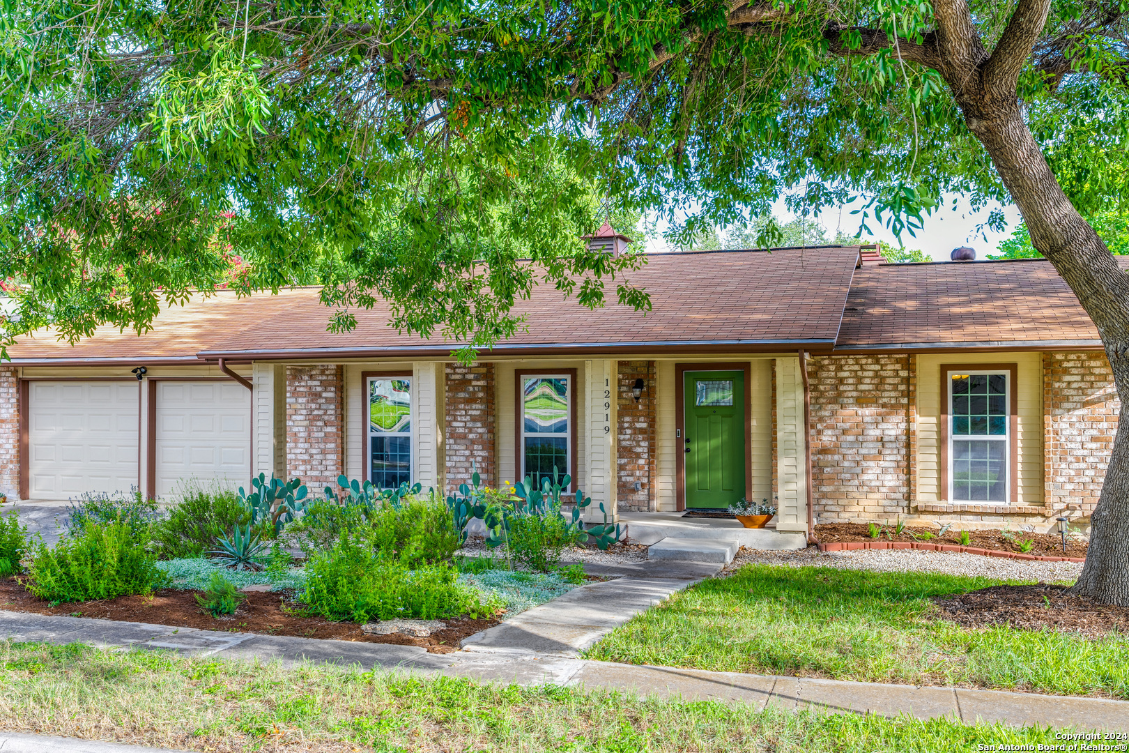 Property Photo:  12919 Independence Ave  TX 78233 