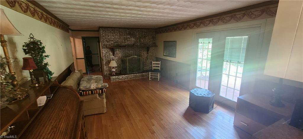 Property Photo:  250 Robinhood Road  NC 28659 