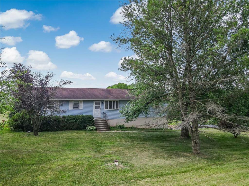 Property Photo:  7652 Kings Highway  PA 18066 