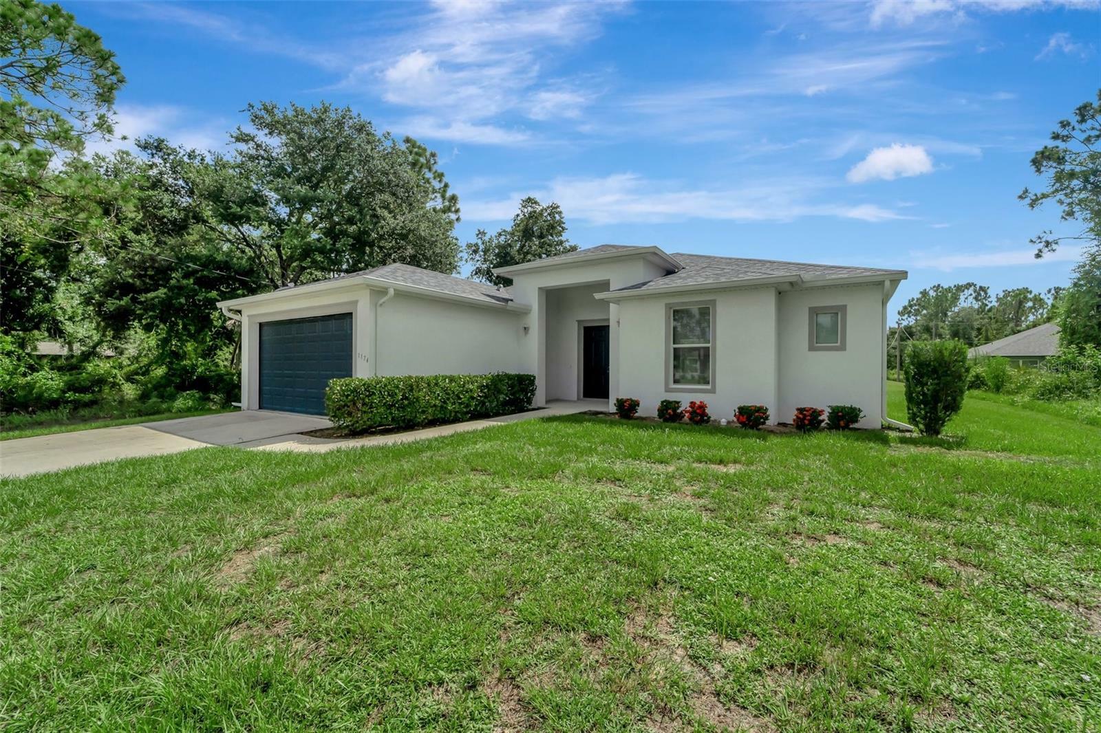 Property Photo:  1174 S McDuff Street  FL 34288 