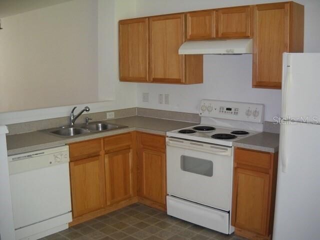 Property Photo: 738 Shropshire Loop FL 32771