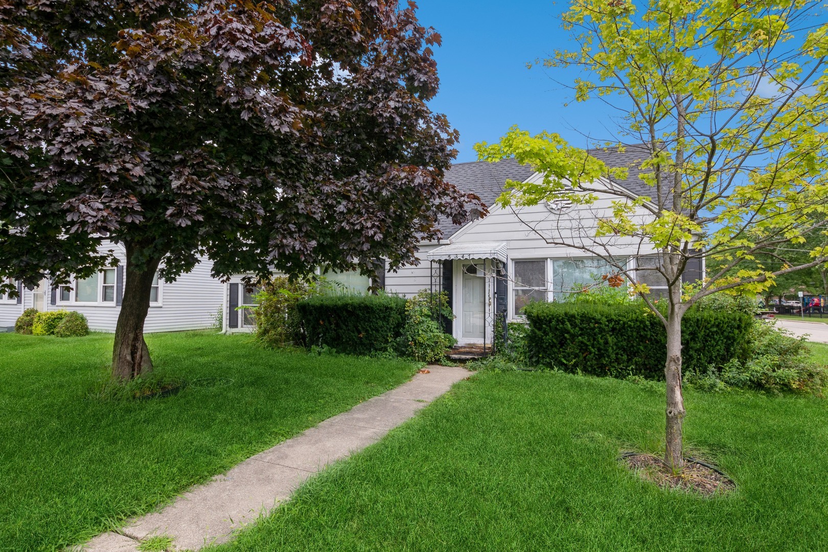 Property Photo:  5347 S 6th Avenue  IL 60525 