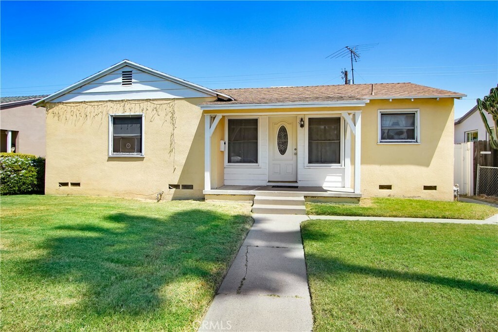 18003 Saticoy Street  Reseda CA 91335 photo