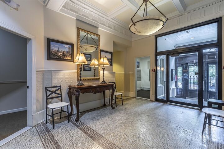 Property Photo: 483 Beacon 14 MA 02115