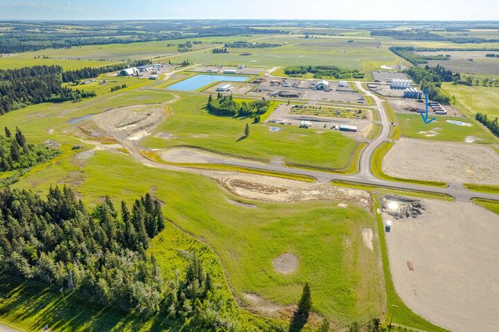 Photo de la propriété:  #123-32532 Rr42  AB T0M 1X0 
