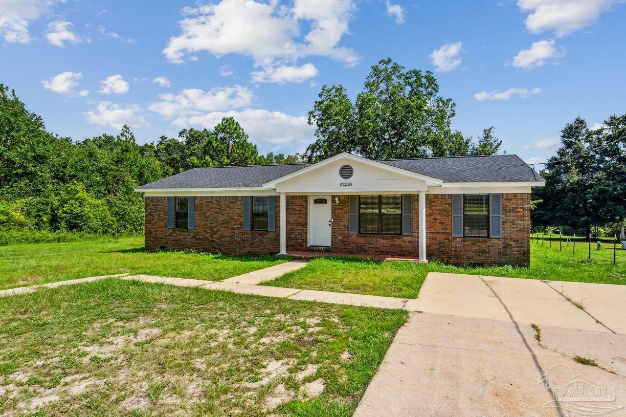 Property Photo:  1223 Barth Rd  FL 32577 