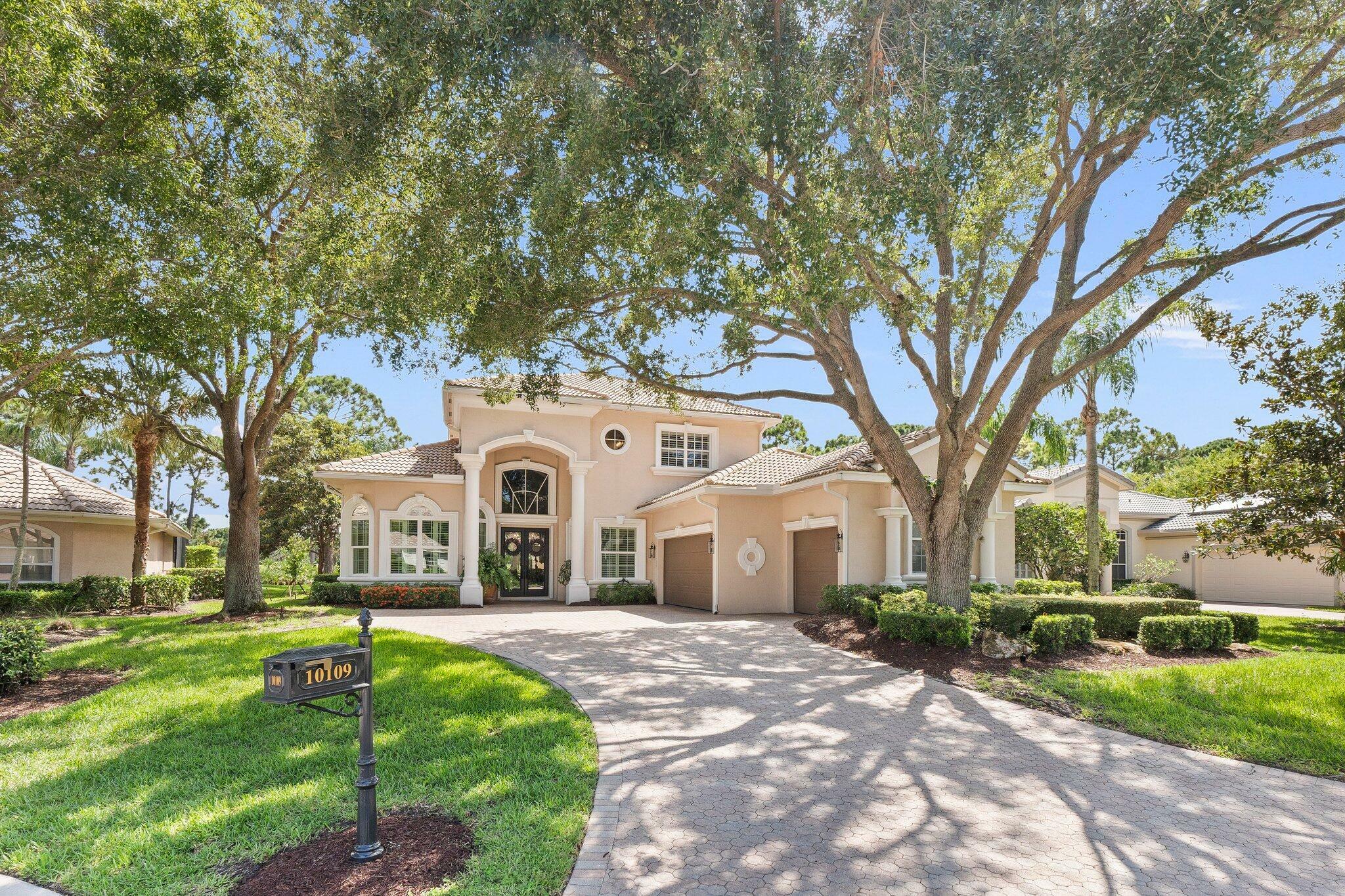 Property Photo:  10109 Spyglass Lane  FL 34986 