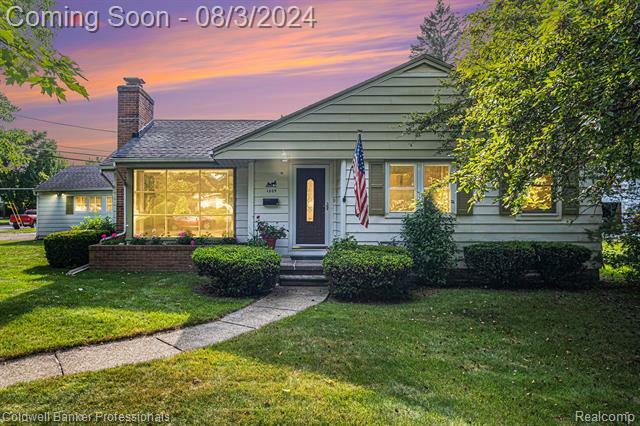 Property Photo:  1309 Adams Street  MI 48446 