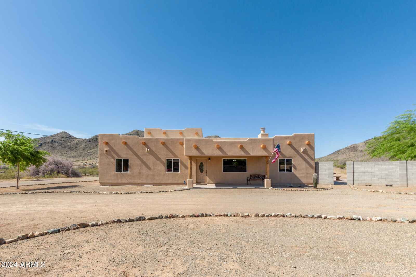 Property Photo: 4304 W Ivanhoe Street AZ 85339