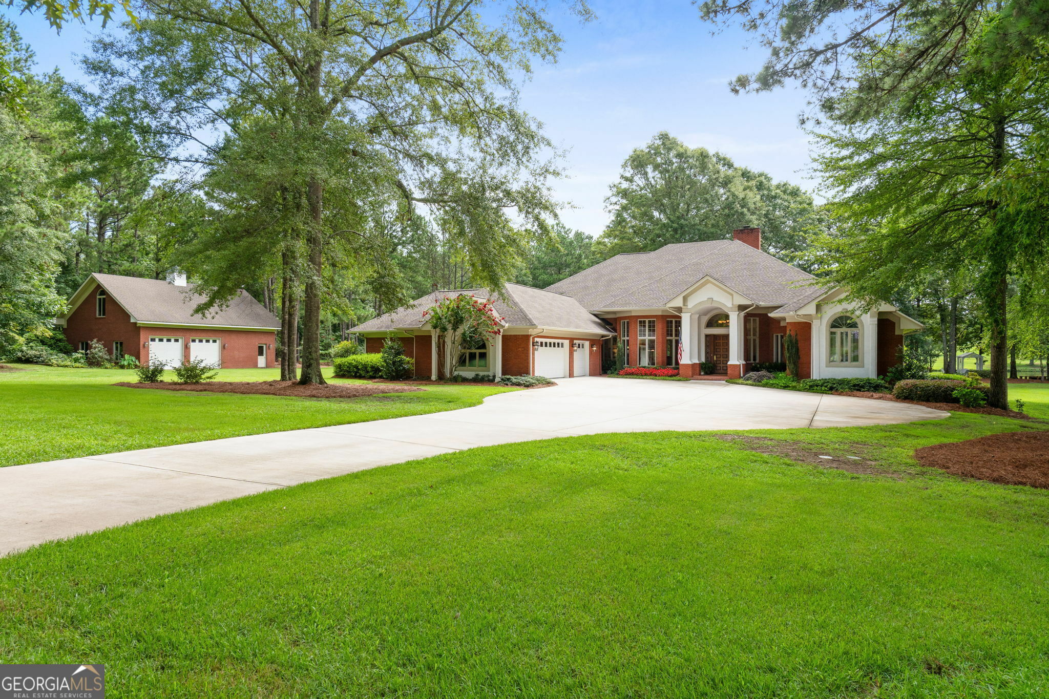 Property Photo:  639 Park Place Drive  GA 30233 