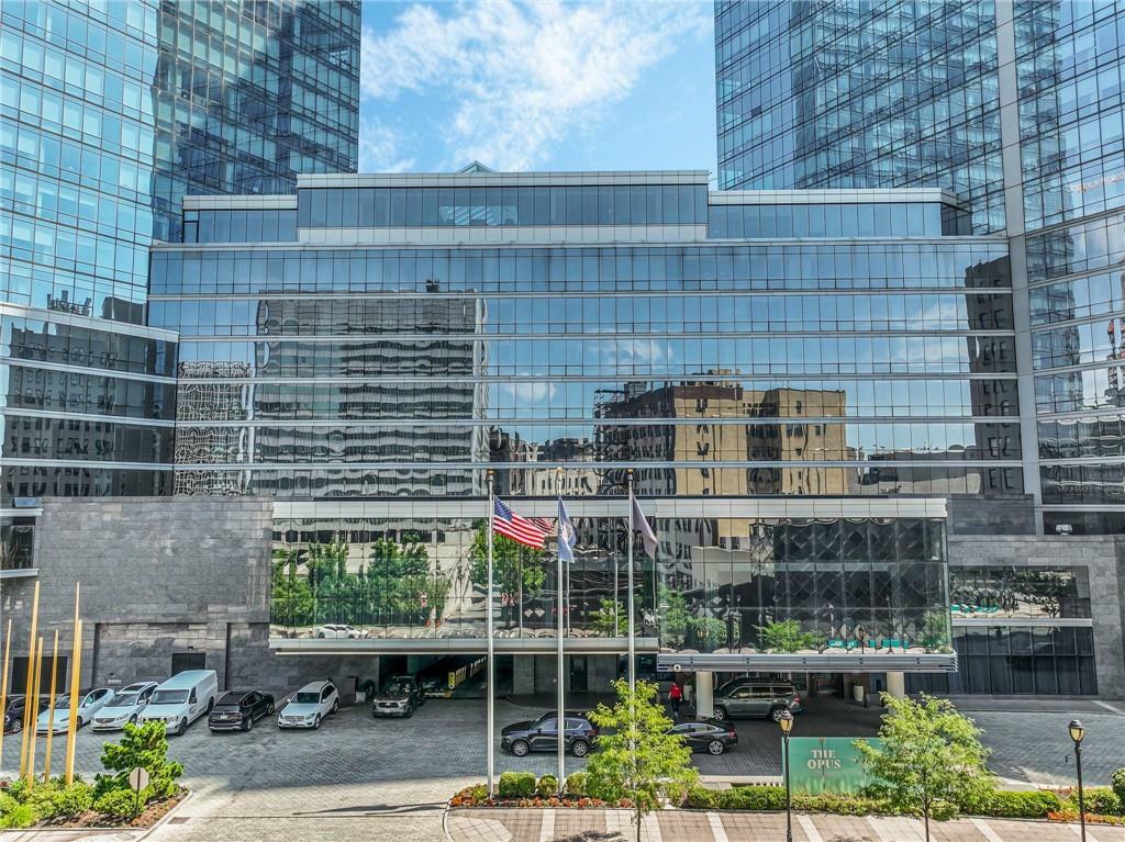 Property Photo:  1 Renaissance Square 14E  NY 10601 