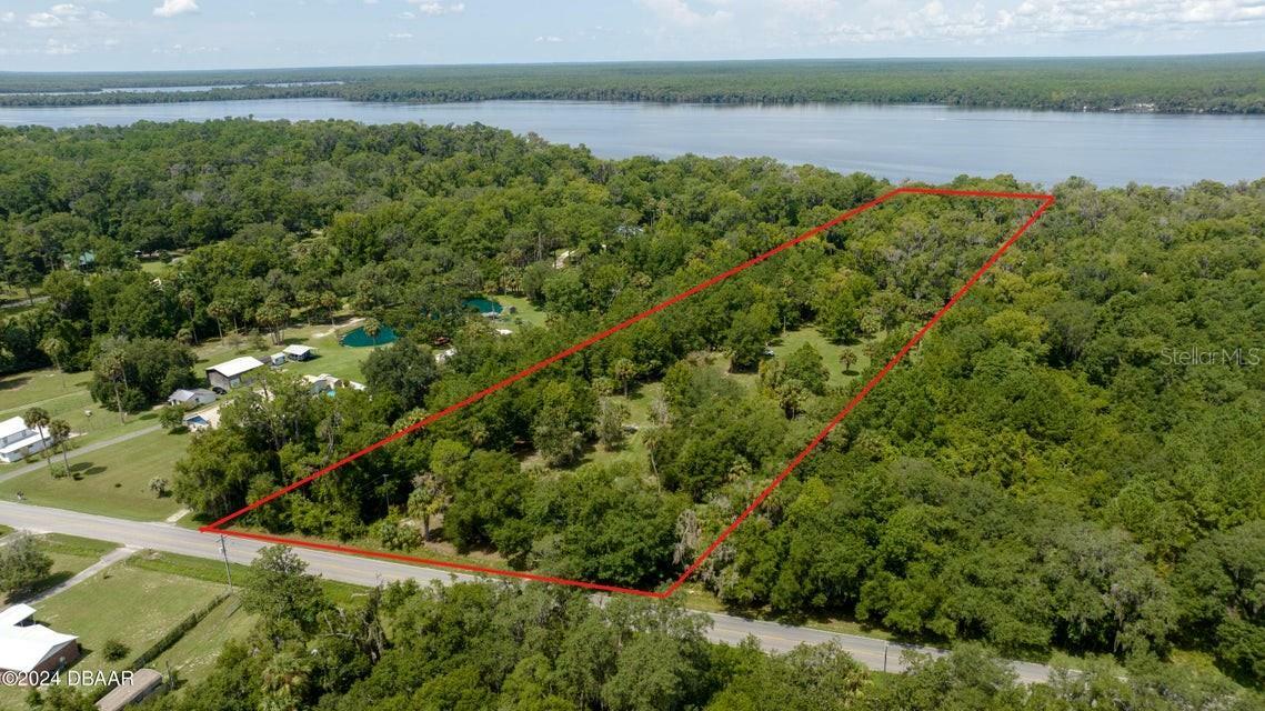 Property Photo:  1249 County Road 309  FL 32112 