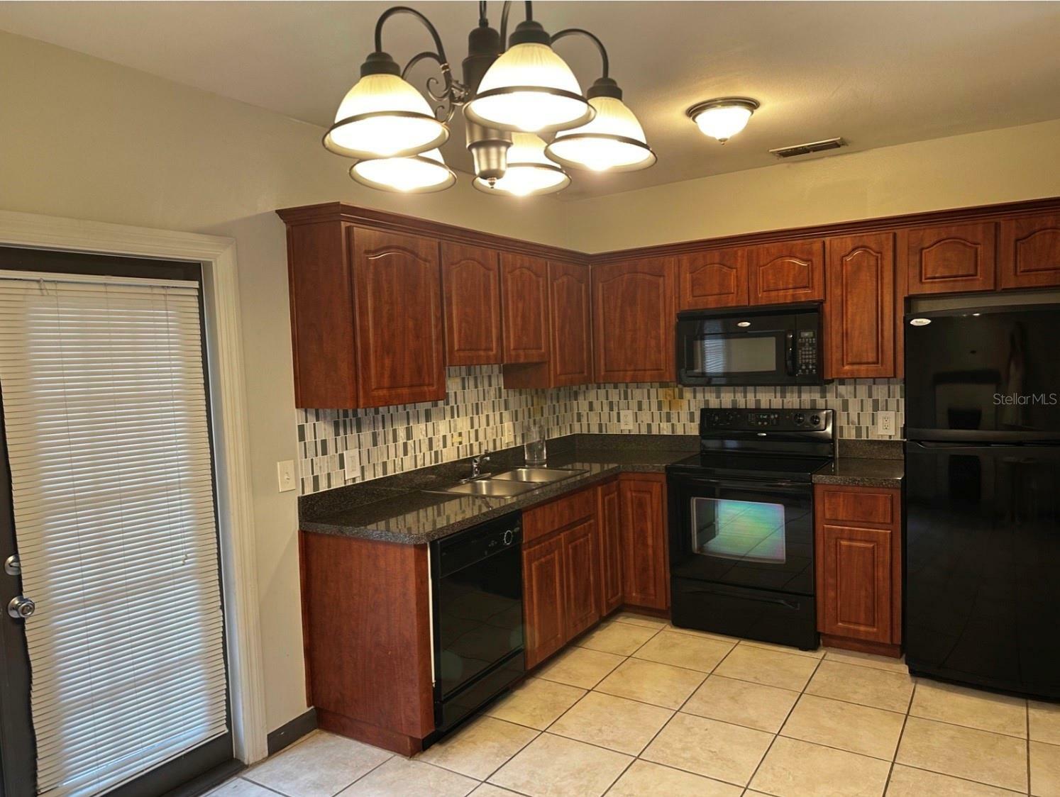 Property Photo:  622 S Summerlin Avenue  FL 32801 