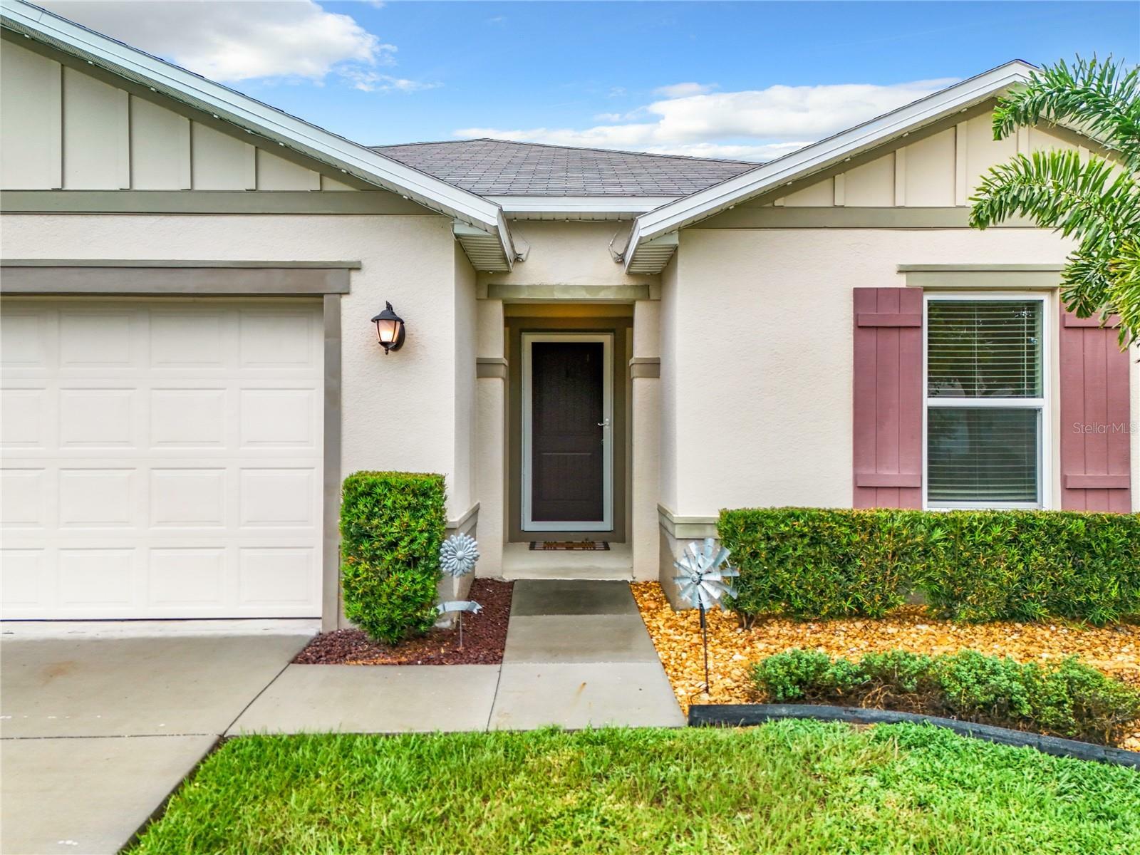 Property Photo:  2153 Ficus Street  FL 34753 